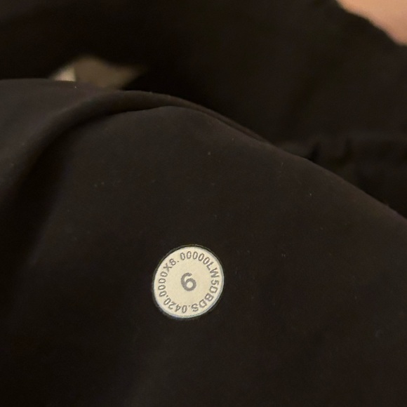 LULULEMON Ready to Rulu High-Rise Jogger
Full Length in Camo size 6 - Picture 3 of 4